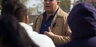 Entrega Desarrollo Social 800 apoyos alimenticios a familias del oriente de la ciudad