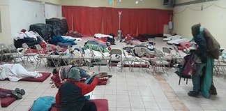 Protección Civil mantiene activo refugio temporal y refuerza operativos ante bajas temperaturas