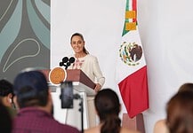 Sheinbaum anuncia inversión de casi 20 mil mdp en Veracruz para obras y reconstrucción