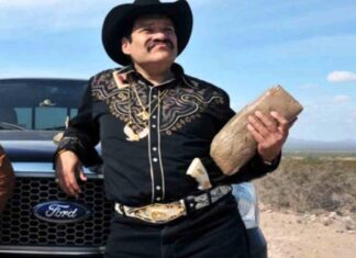 DESENTUERTOS: VA EL COCHILOCO CONTRA LA MAFIA DEL PODER