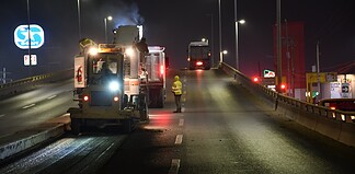 Con trabajos nocturnos comienza Obras Públicas la repavimentación de la Gómez Morín