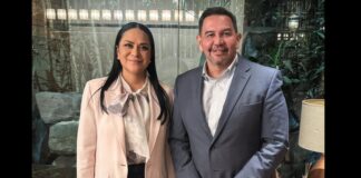 DESENTUERTOS: SIGUE ARIADNA HACIENDO GRACIOSO GUIÑO