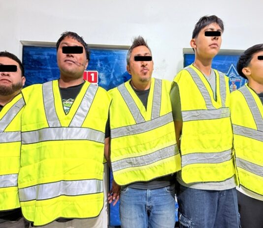 Tirotean casa con pistola calibre 9 mm y los arrestan