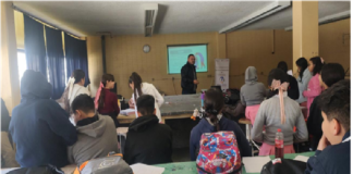 Dan taller a jovenes sobre la violencia familiar y de genero