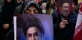 Nuevo líder iraní está herido y probablemente ‘desfigurado’ por ataque, dice EU