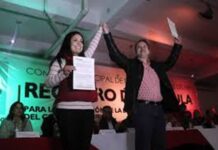 DESENTUERTOS: EX PRESIDENTA DEL PRI LLEGA ARRASANDO A MORENA