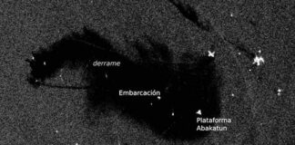 Imágenes satelitales muestran que derrame en el Golfo se originó en ducto de Pemex: CartoCrítica